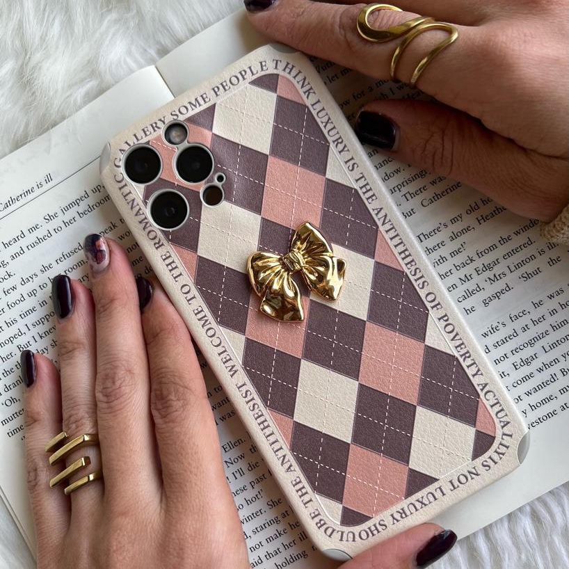 قاب موبایل آیفون پاپیون لاکچری طلایی محافظ لنزدار